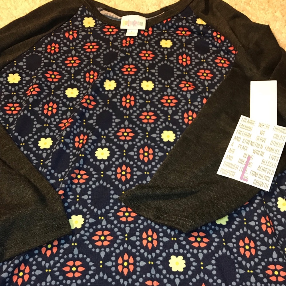 LuLaRoe Randy Tee
